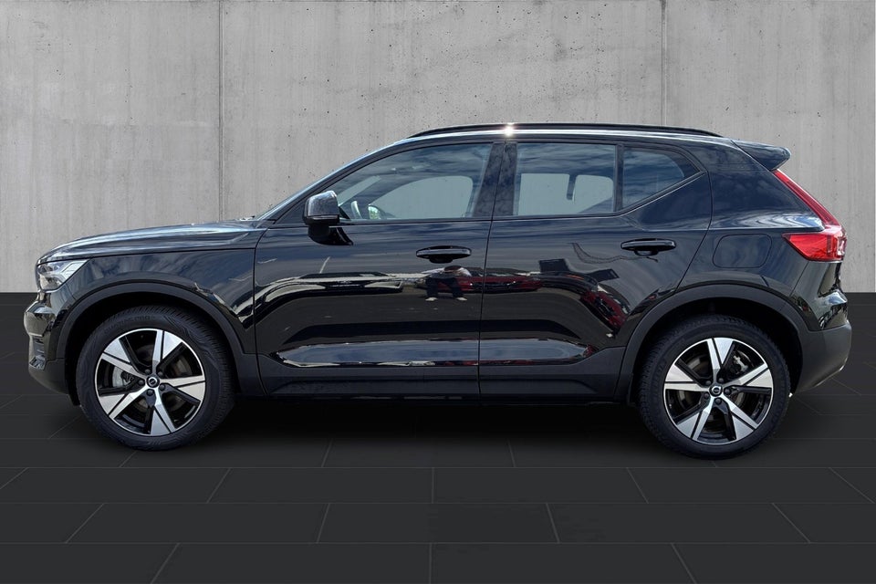 Volvo XC40 P6 ReCharge Plus 2022