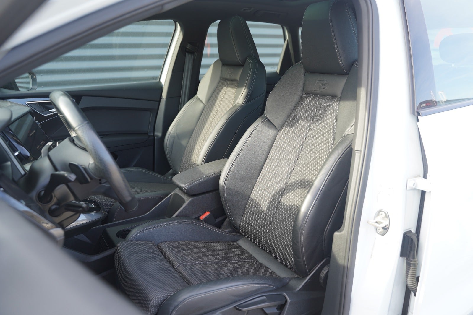 Billede af Audi Q4 e-tron 40 S-line