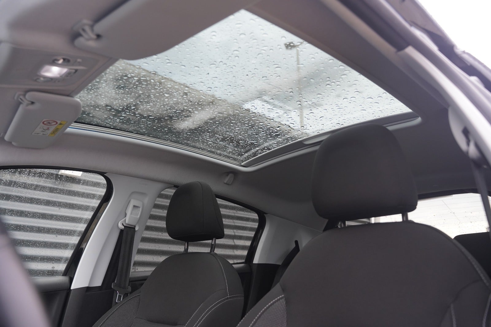 Billede af Peugeot 208 1,5 BlueHDi 100 Prestige Sky