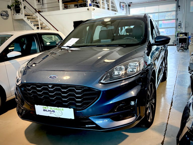 Ford Kuga PHEV ST-Line X CVT