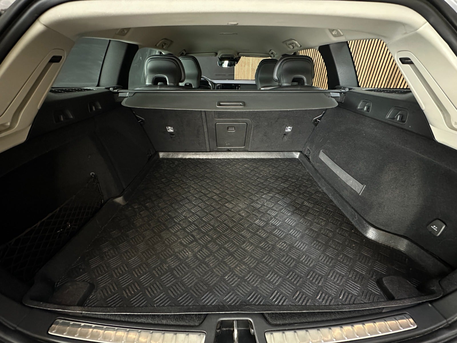 Billede af Volvo V60 2,0 D3 150 Momentum aut.