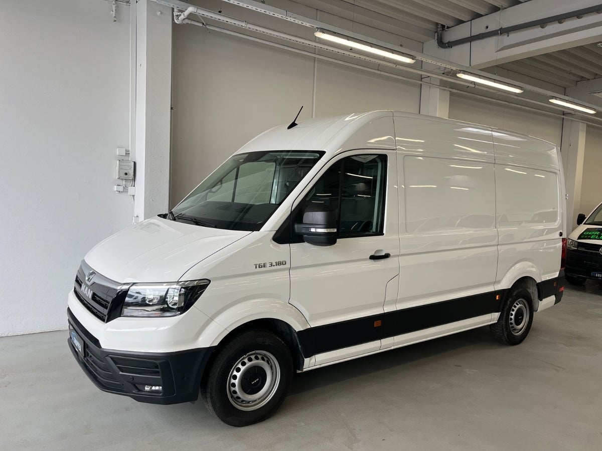 Billede af MAN TGE 2,0 3.180 Kassevogn L3H3 aut. FWD