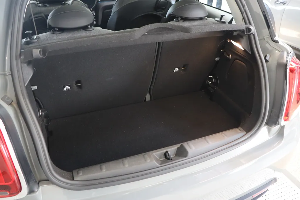 MINI Cooper SE Camden Edition