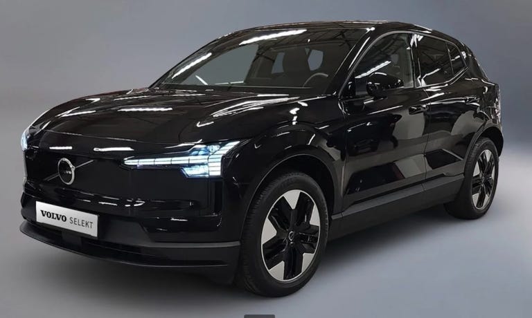 Volvo EX30 Extended Range Core