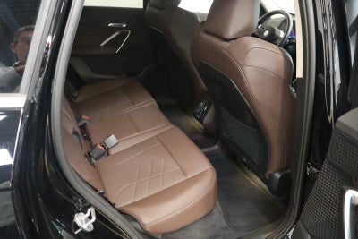 BMW iX1 xDrive30 X-Line