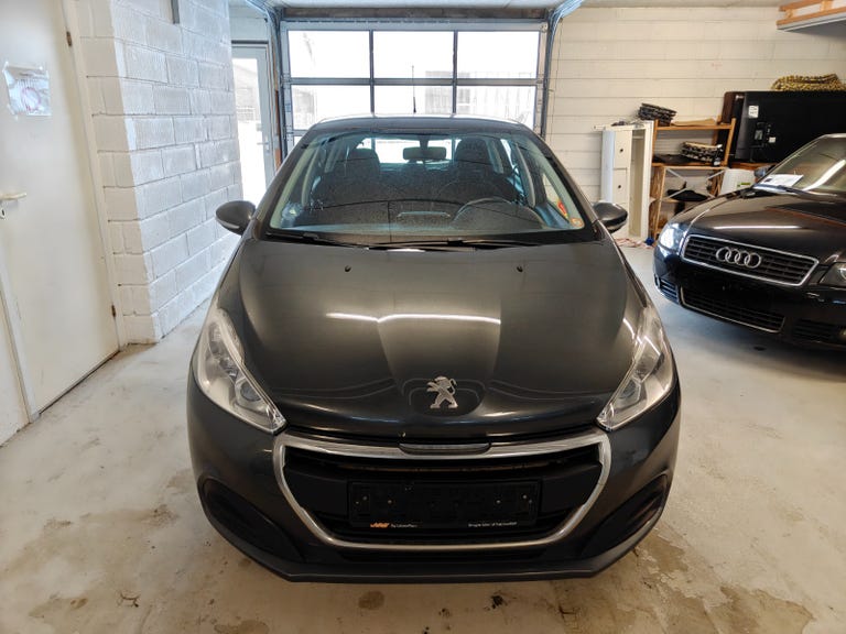 Peugeot 208 BlueHDi 100 Active+