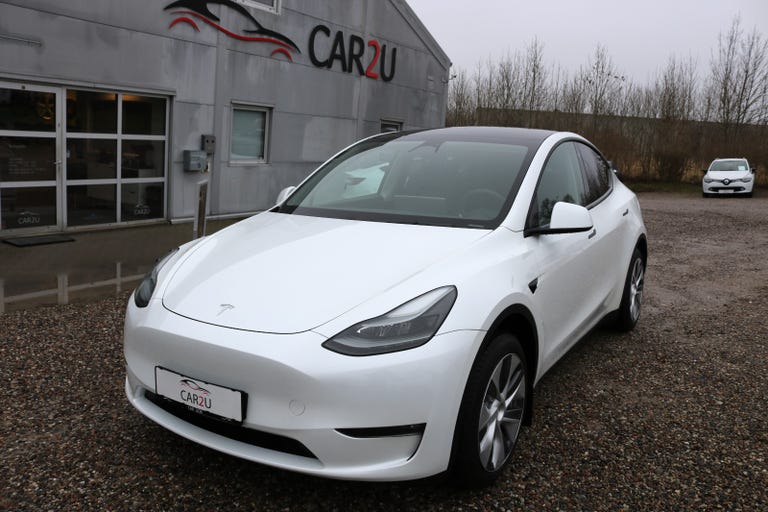 Tesla Model Y Long Range AWD