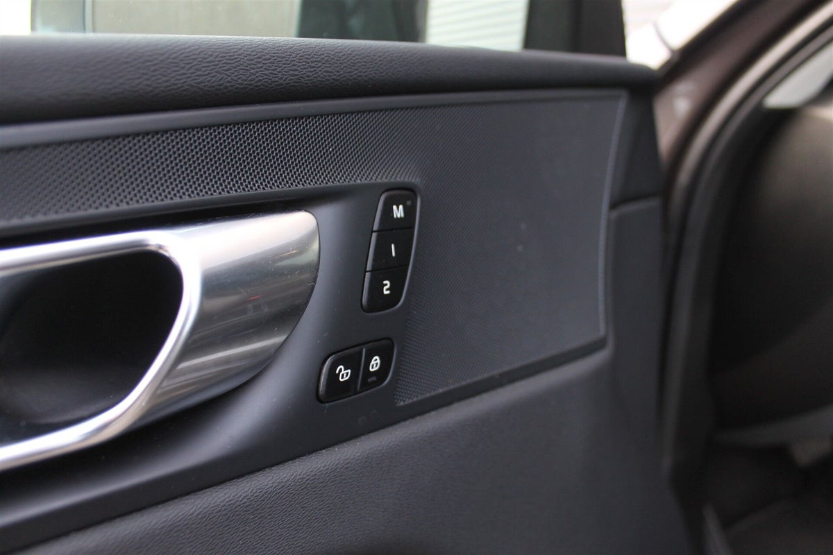 Volvo XC60 B4 197 Inscription aut. billede 11