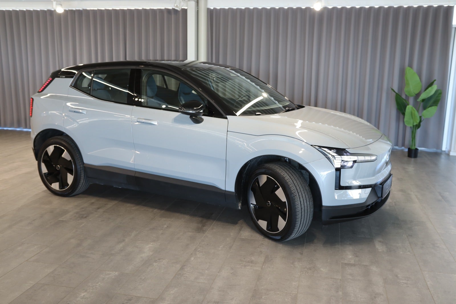 Billede af Volvo EX30  Extended Range Plus