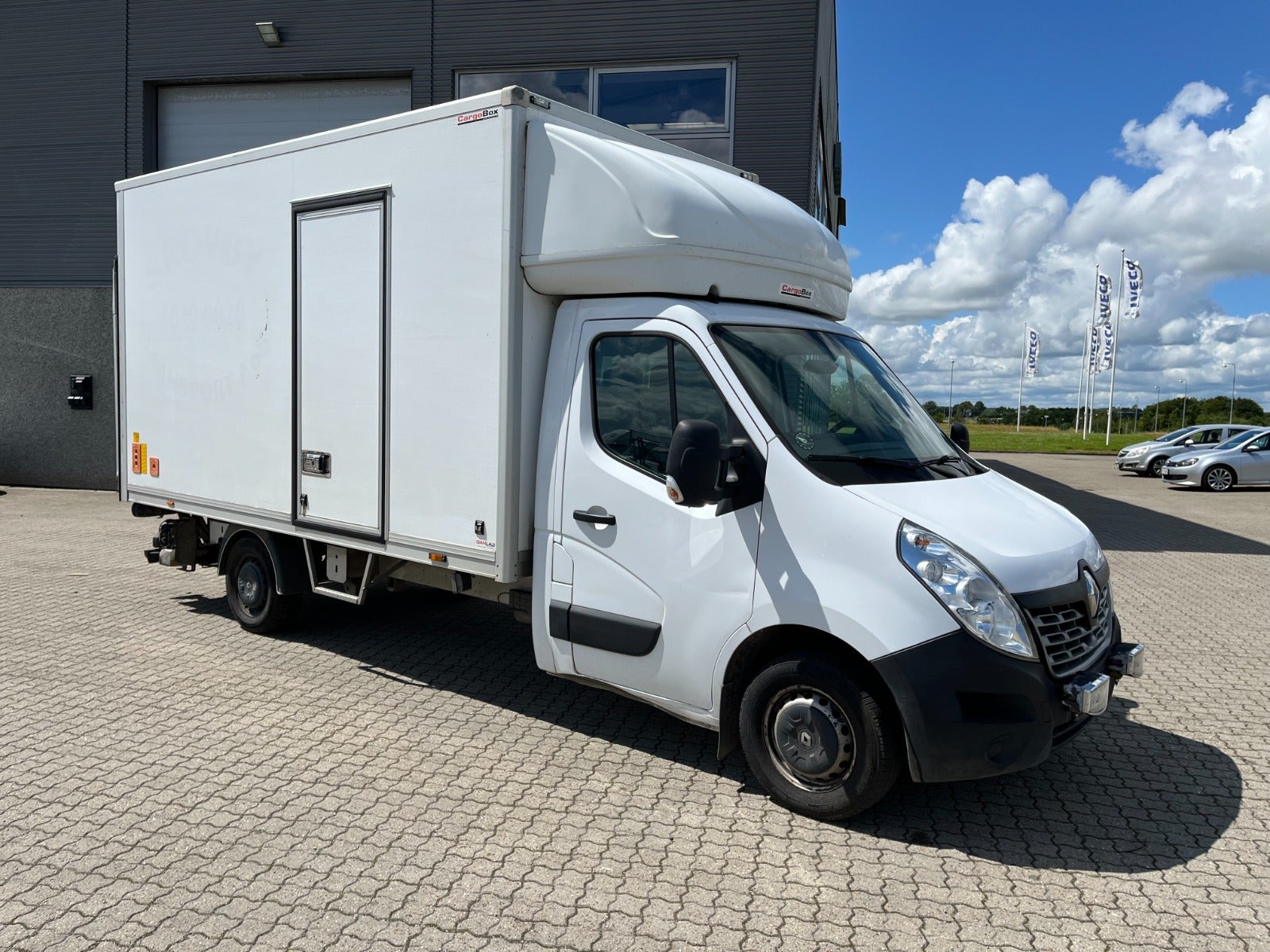 Billede af Renault Master III T35 2,3 dCi 170 Alukasse m/lift