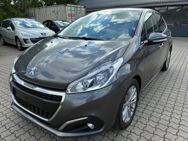 Peugeot 208 BlueHDi 100 Allure Sky