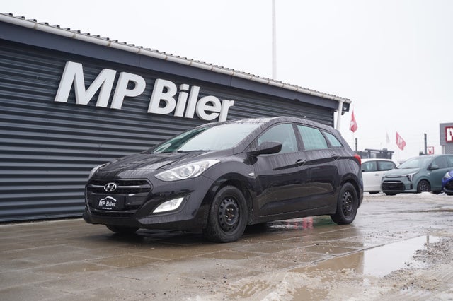 Hyundai i30 1,6 CRDi 110 Passion CW