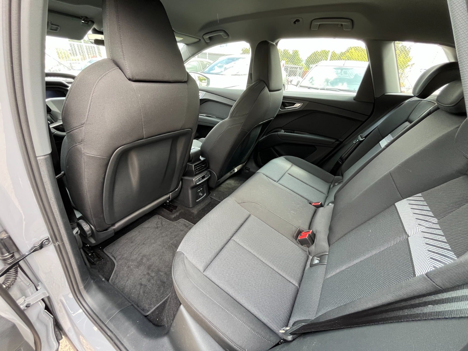 Billede af Audi Q4 e-tron 45 edition S-line