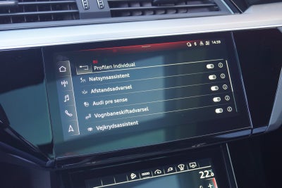 Audi e-tron S quattro