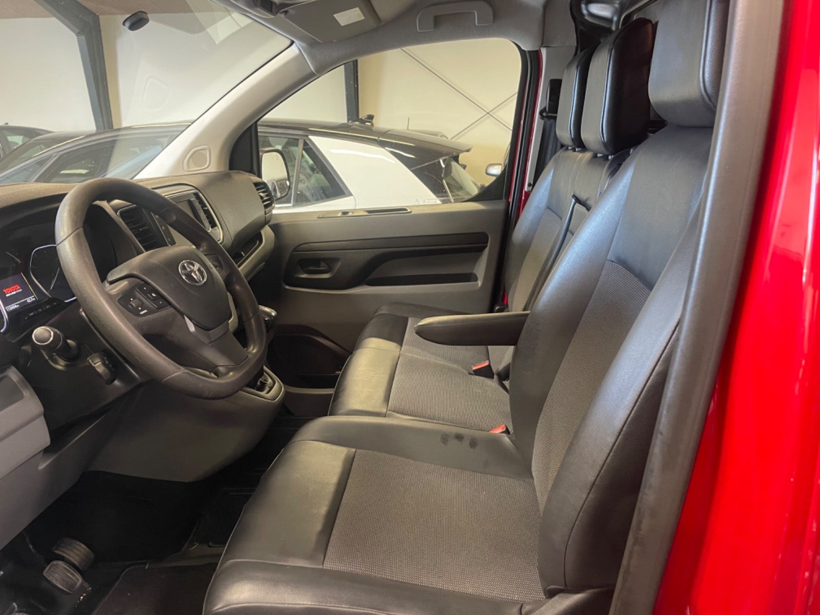Billede af Toyota ProAce 2,0 D 120 Long Comfort