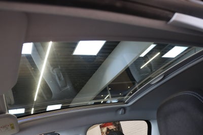 Peugeot 208 VTi Allure Sky