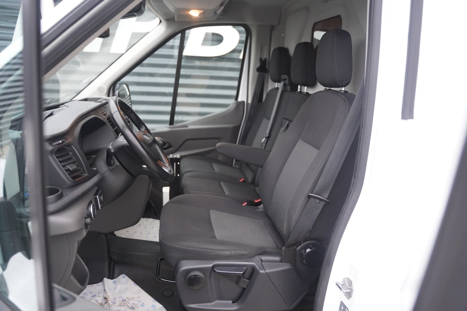 Billede af Ford Transit 350 L2 Van 2,0 TDCi 130 Trend H2 RWD