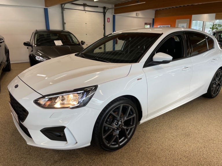 Ford Focus EcoBoost ST-Line