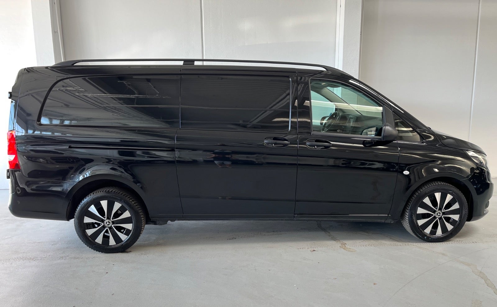 Billede af Mercedes Vito 119 2,0 CDi Kassevogn aut. XL RWD