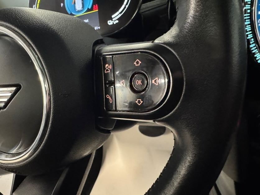 MINI Cooper SE Camden Edition