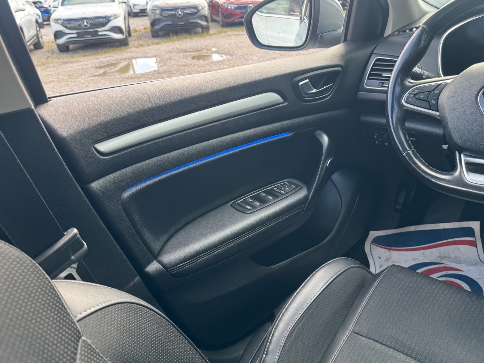 Billede af Renault Megane IV 1,6 E-Tech Intens Sport Tourer