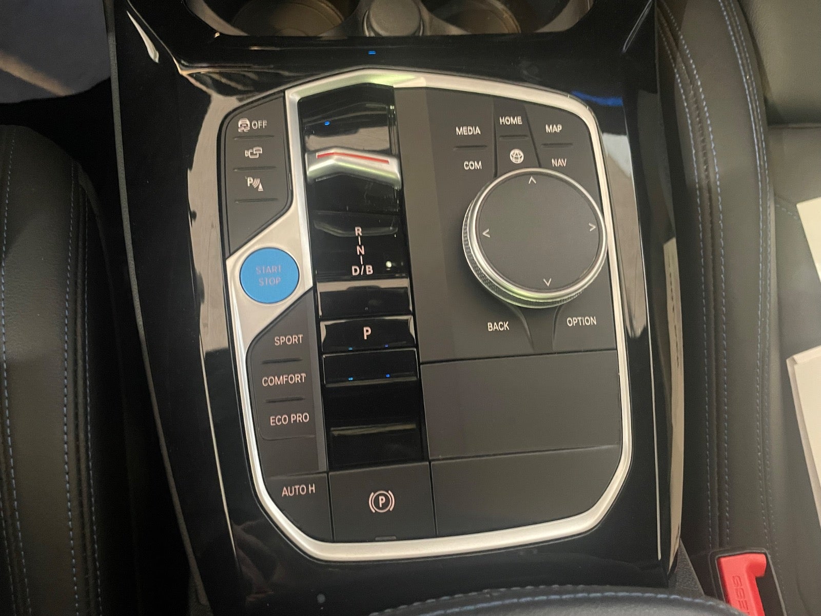 BMW iX3 Charged Plus M-Sport