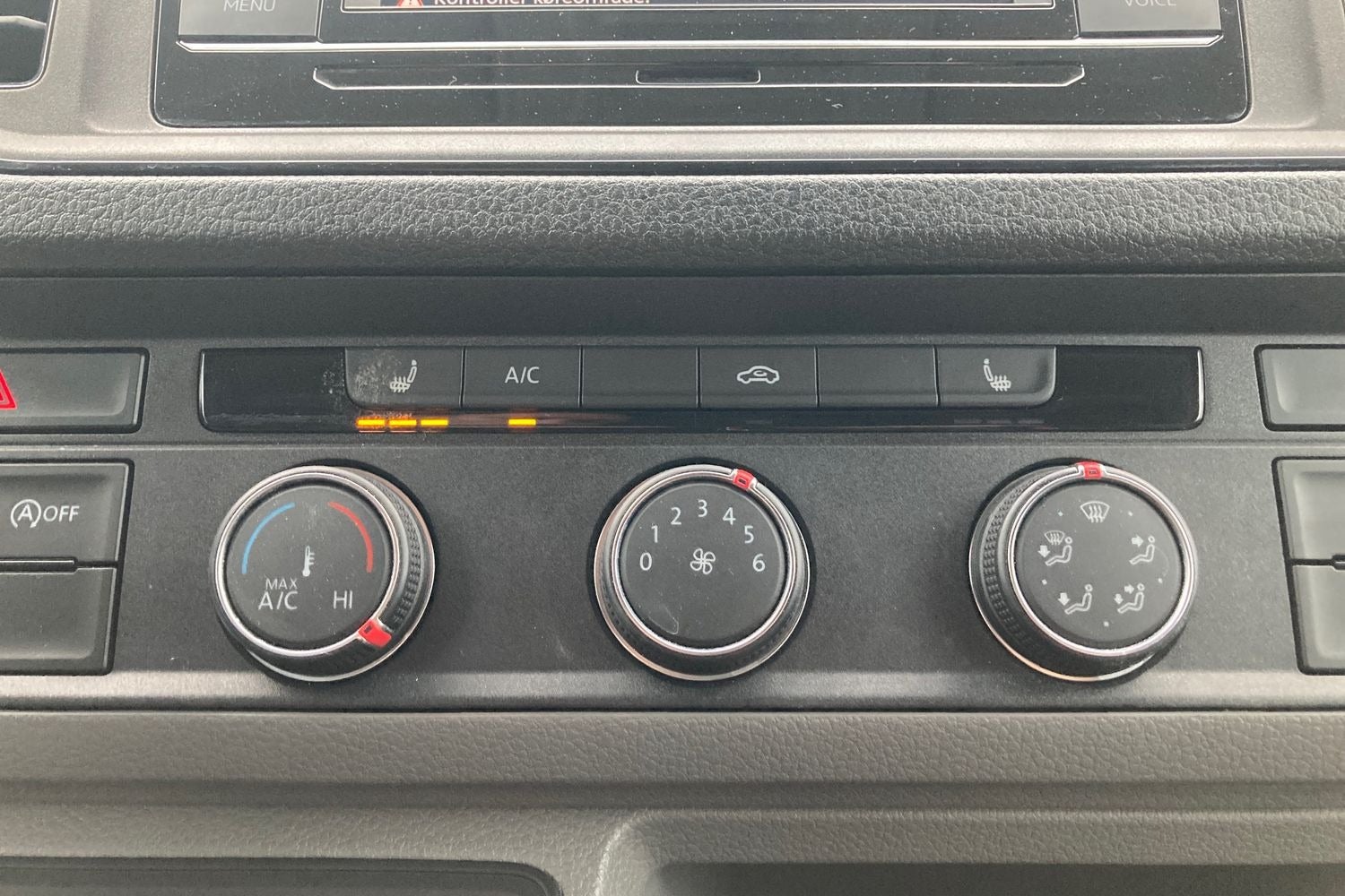 Billede af VW Crafter 35 2,0 TDi 140 Alukasse m/lift aut.