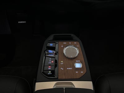 BMW iX xDrive50 Supercharged