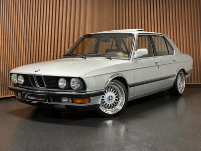 BMW 520i 2,0 aut. 4d