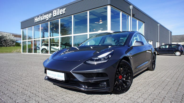 Tesla Model 3 Long Range AWD