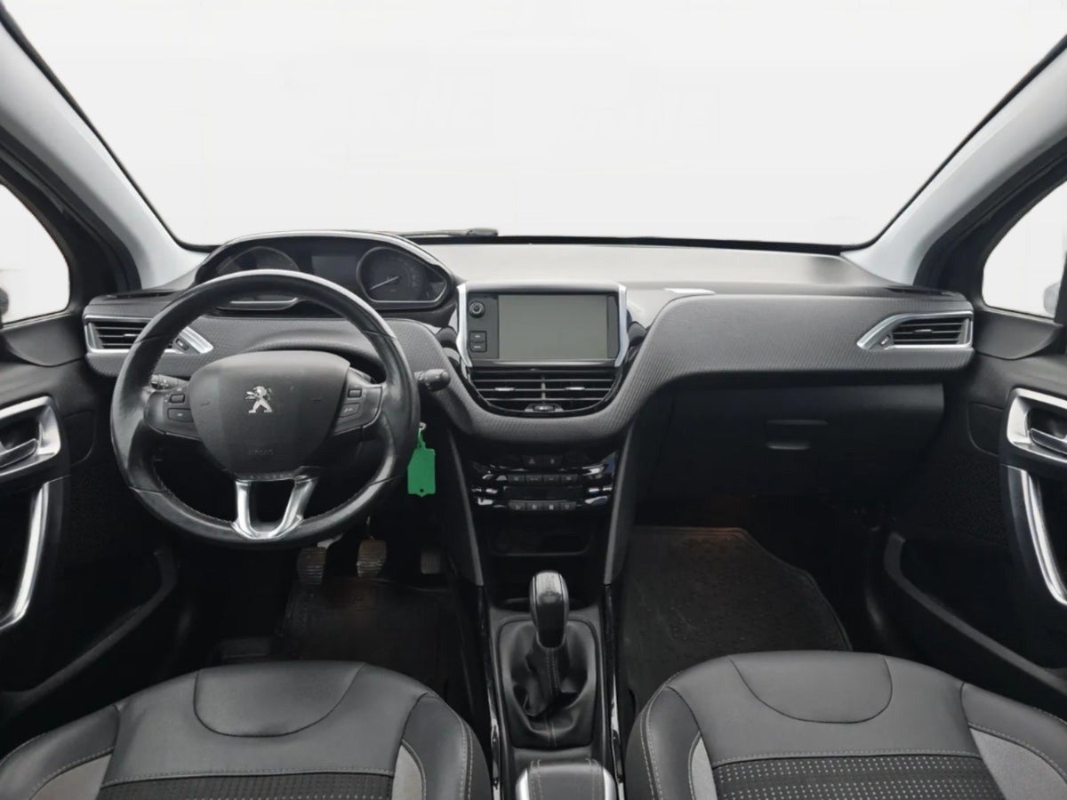 Billede af Peugeot 2008 1,2 e-THP 110 Allure Sky