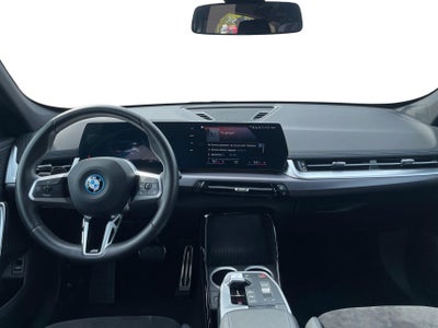 BMW iX1 xDrive30 M-Sport billede 3