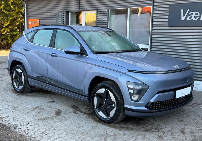 Hyundai Kona EV Essential