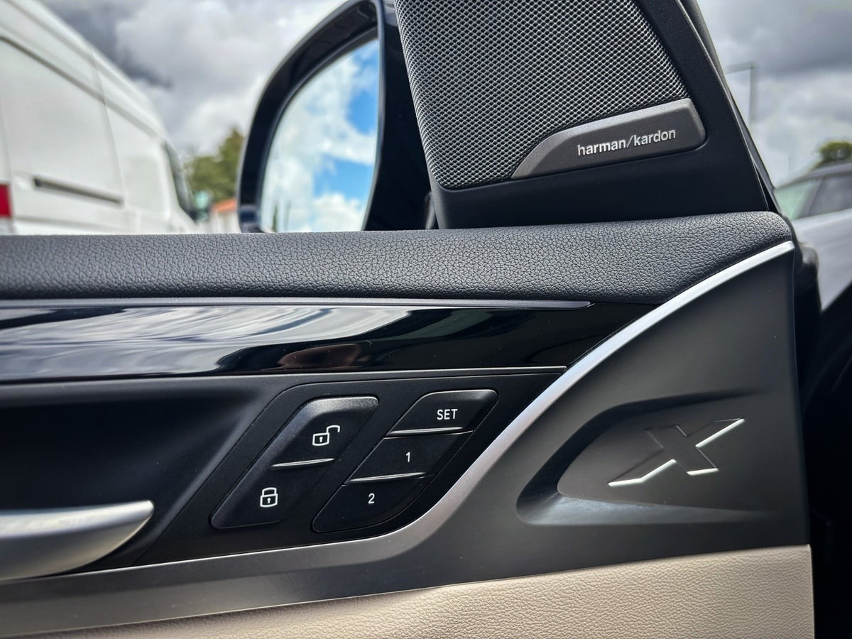 Billede af BMW iX3  Charged Plus M-Sport