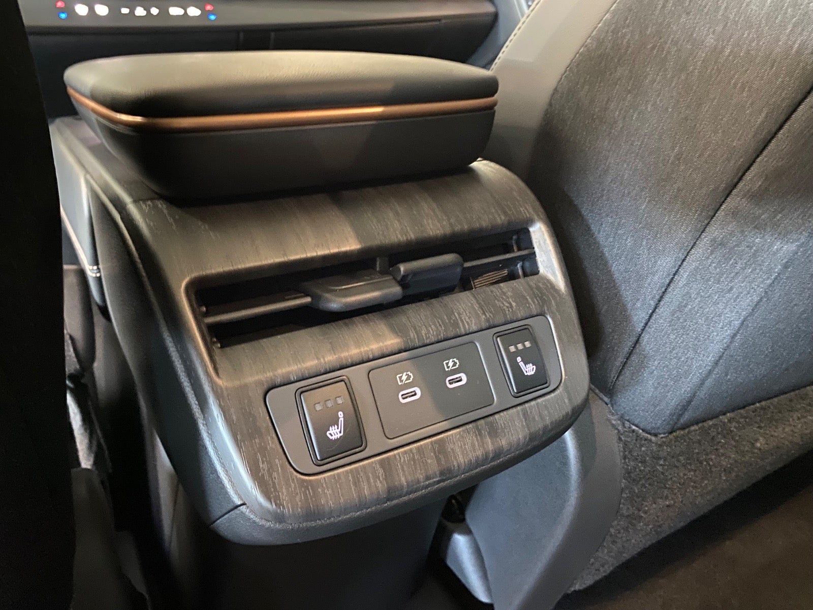 Nissan Ariya Evolve e-4ORCE – 19