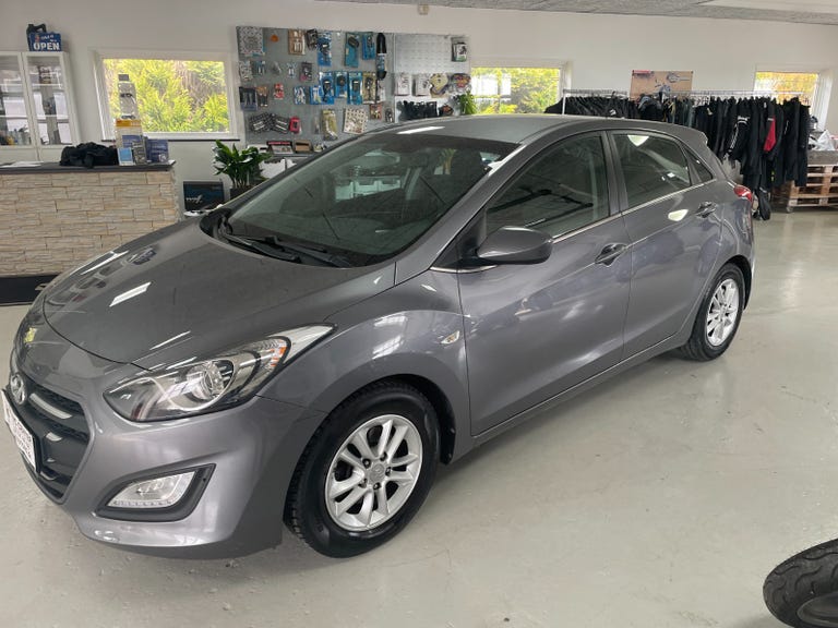 Hyundai i30 GDi Premium