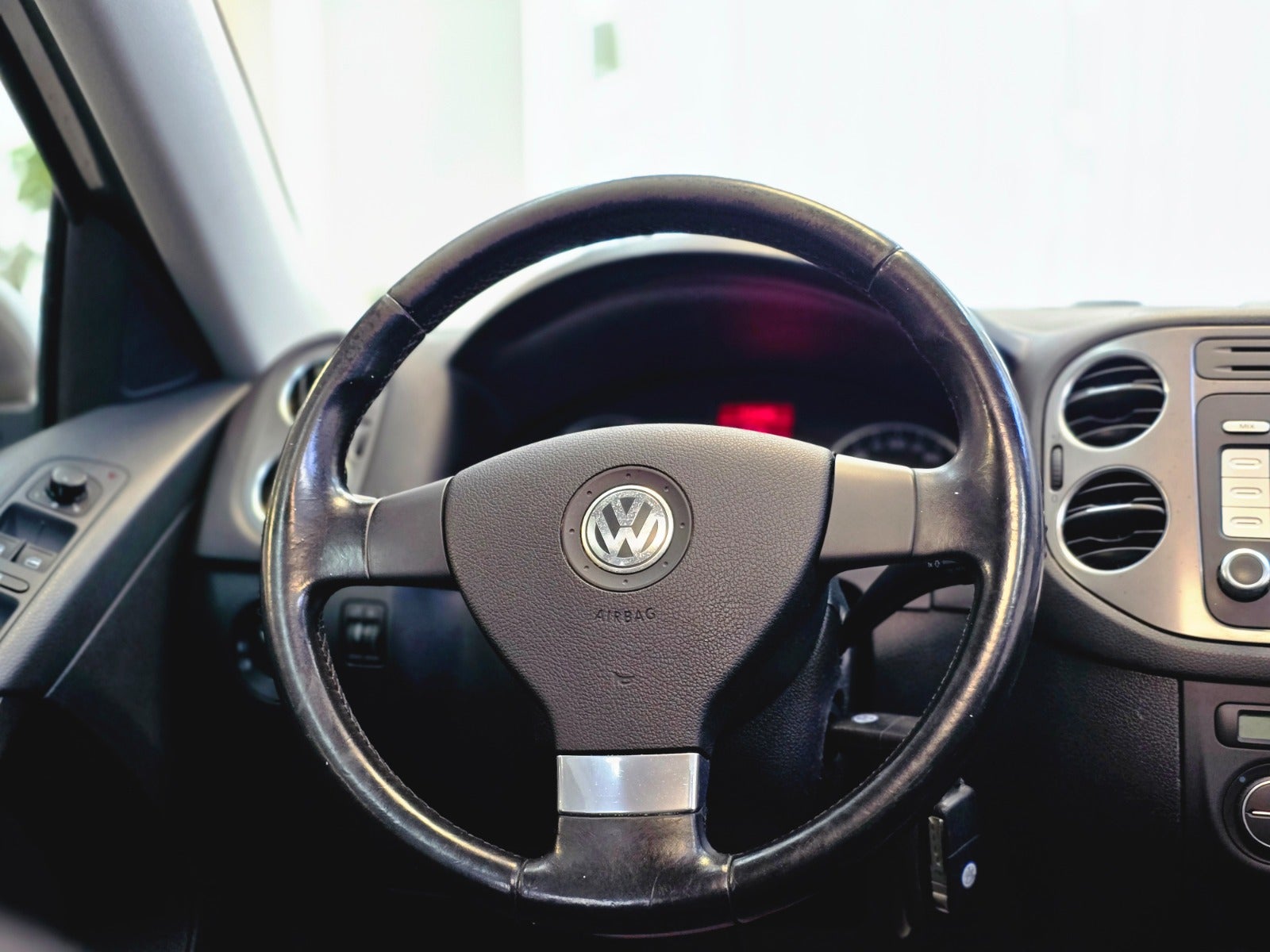 Billede af VW Tiguan 2,0 TDi 140 Sport & Style 4Motion