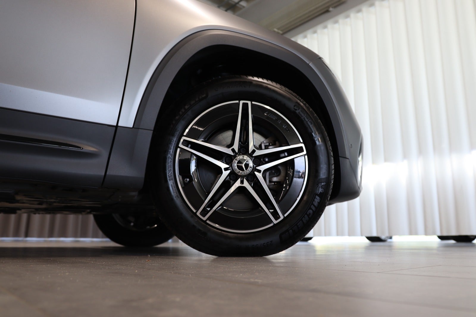 Billede af Mercedes EQB350  AMG Line 4Matic