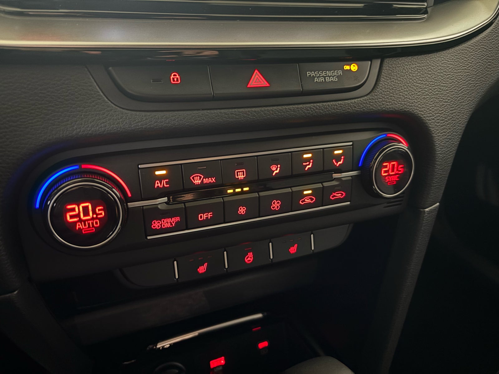 Kia Ceed PHEV Prestige SW DCT