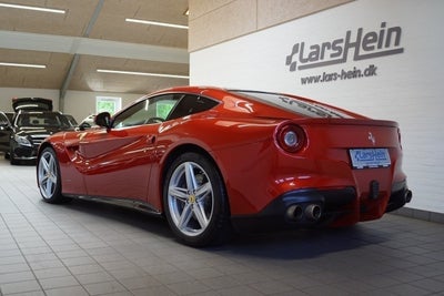 Ferrari F12berlinetta 