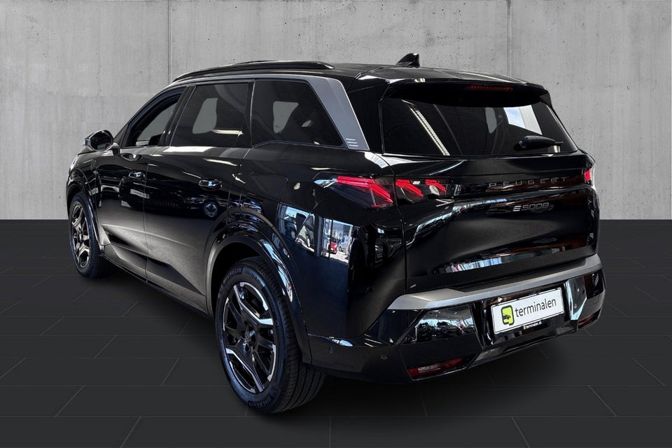 Peugeot e-5008 77,0 GT Pack 7prs 2024