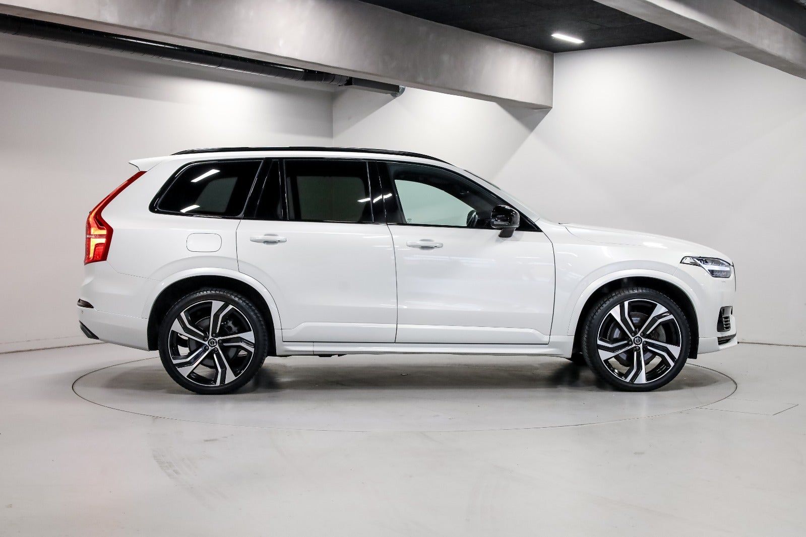 Volvo XC90 2,0 T8 ReCharge R-Design aut. AWD 7prs