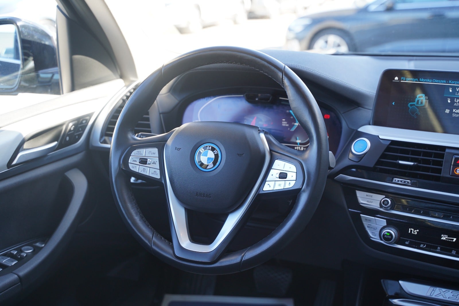 Billede af BMW iX3  Charged