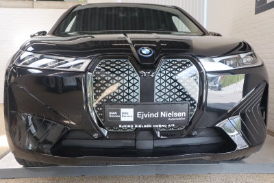 BMW iX xDrive40 Fully Charged Sport