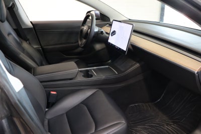 Tesla Model 3 Standard Range+ RWD