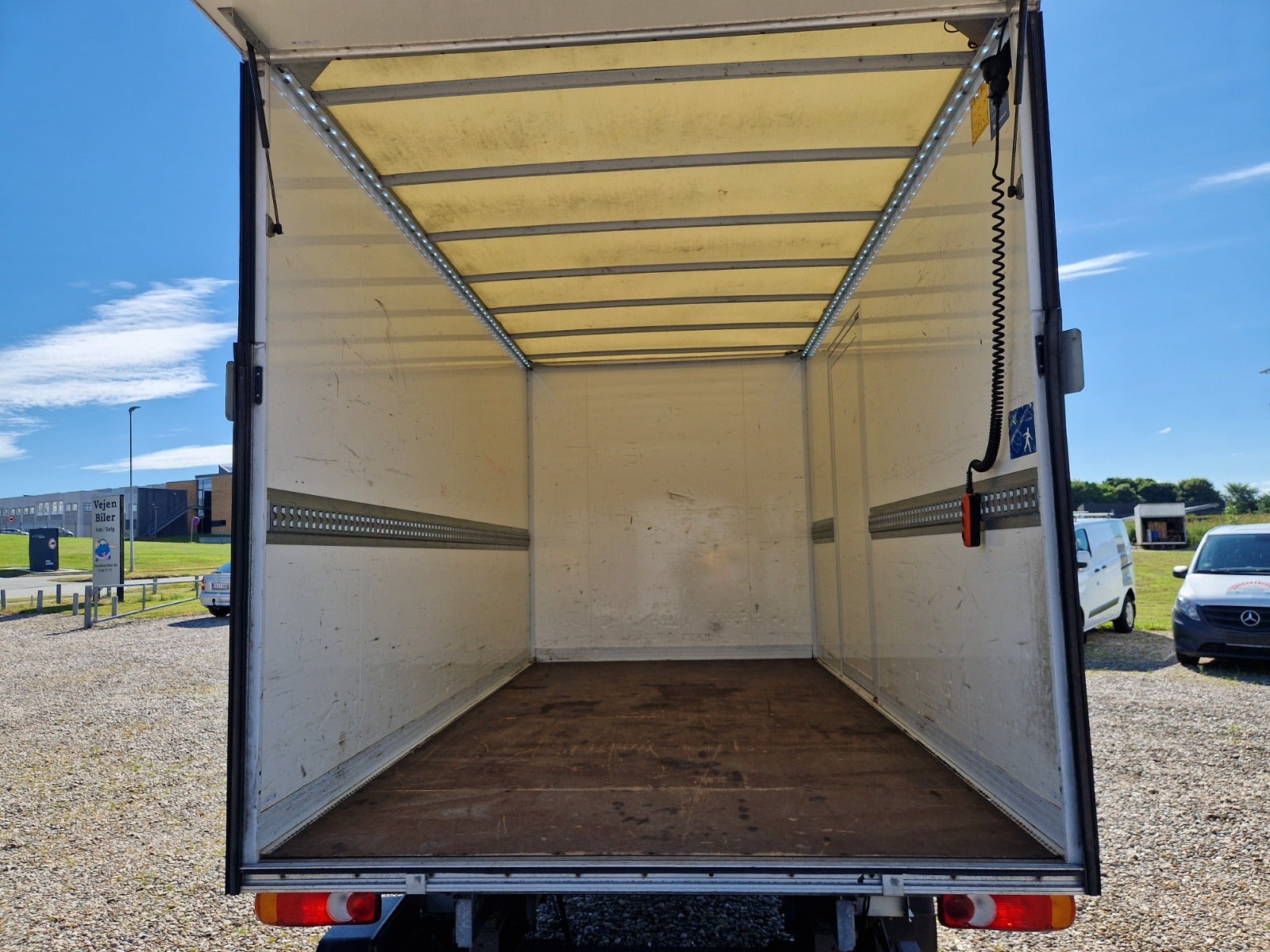 Billede af Nissan NV400 2,3 dCi 145 Alukasse m/lift