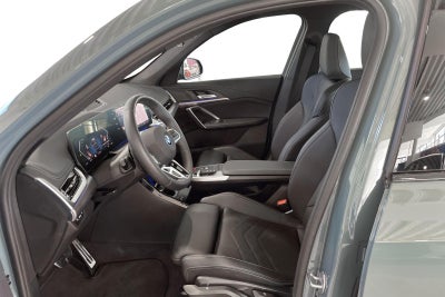 BMW iX1 eDrive20 M-Sport - 4