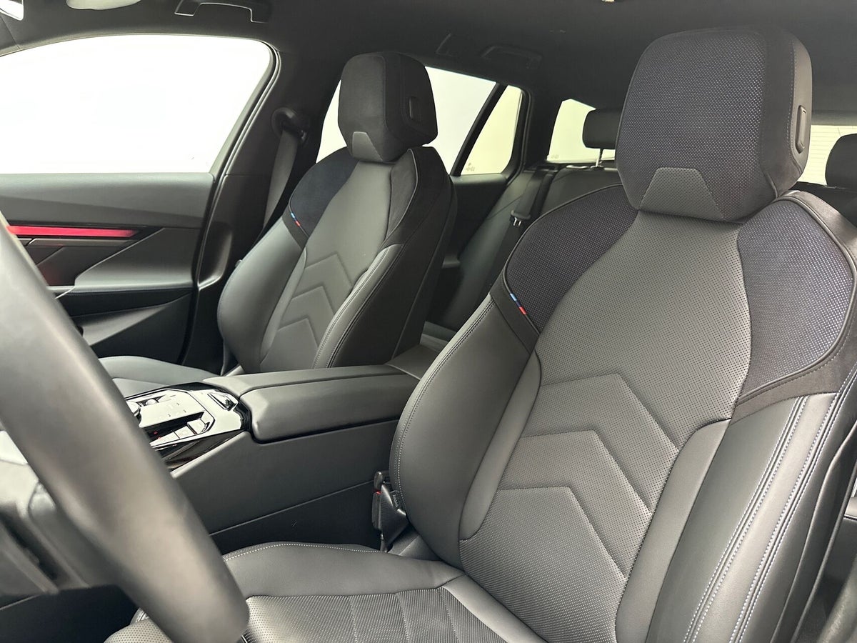 BMW i5 eDrive40 Touring M-Sport billede 17