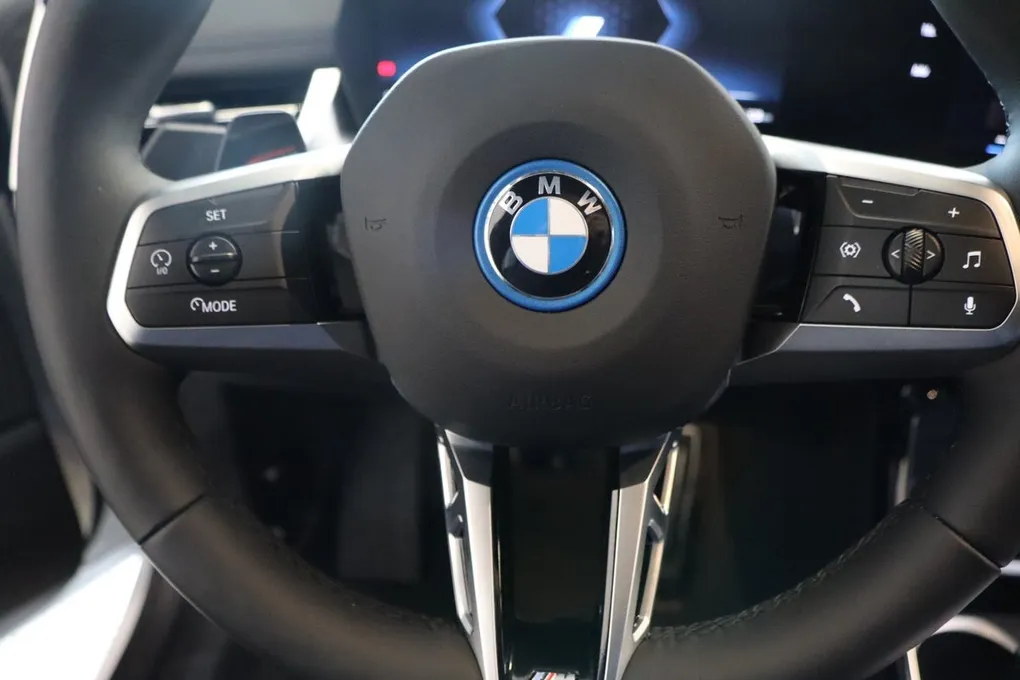 BMW iX1 xDrive30 Fully Charged M-Sport