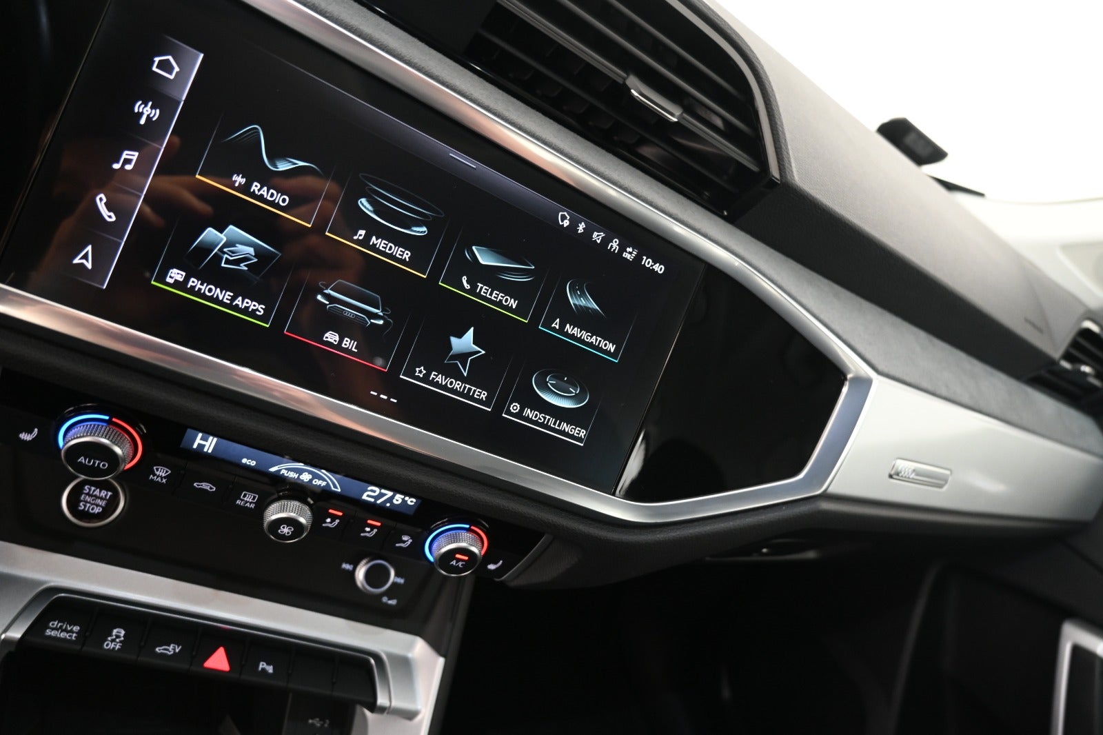 Audi Q3 TFSi e Attitude plus S-tr.